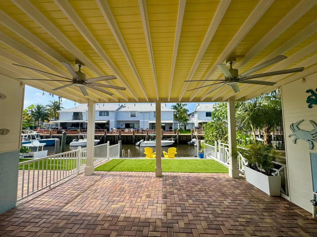 718 Rider Road Boynton Beach FL 33435