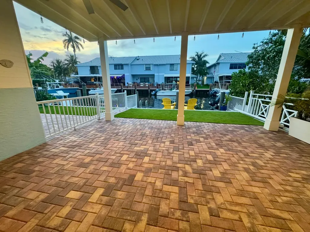 718 Rider Road Boynton Beach FL 33435