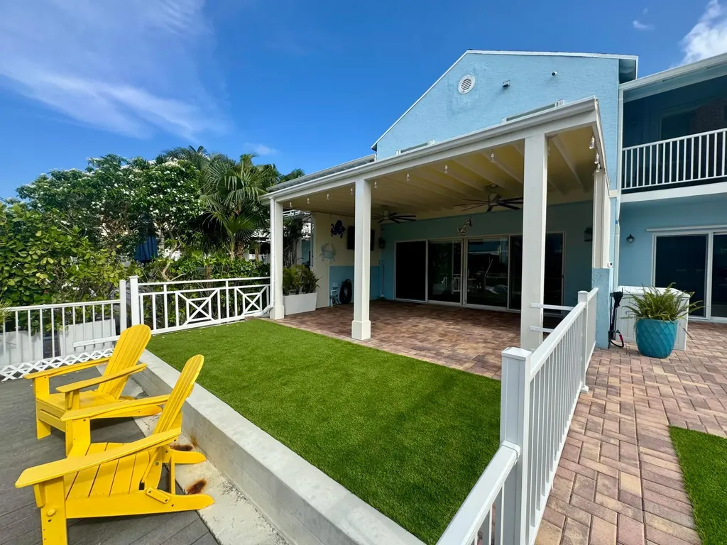718 Rider Road Boynton Beach FL 33435