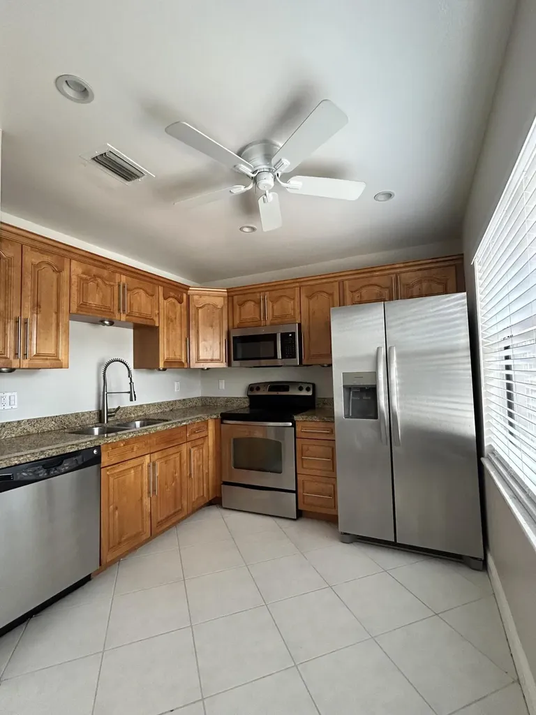 16415 Berry Way Delray Beach FL 33484
