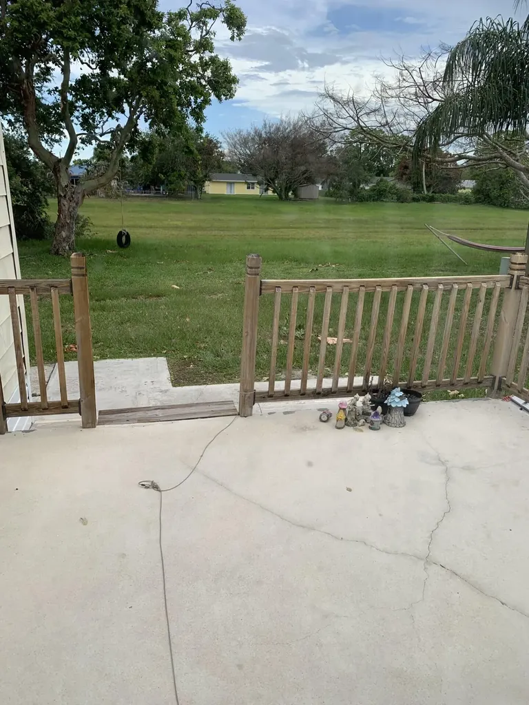 125 E Caribbean Port St Lucie FL 34952