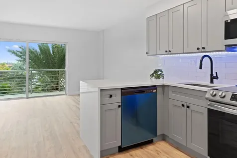 2900 NE 30th Street Fort Lauderdale FL 33306