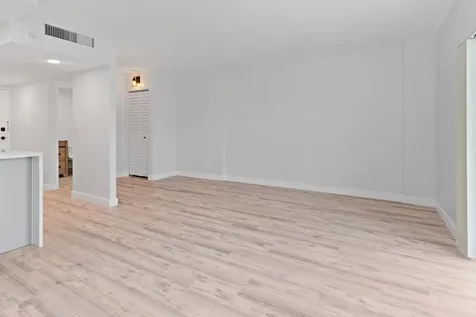 2900 NE 30th Street Fort Lauderdale FL 33306