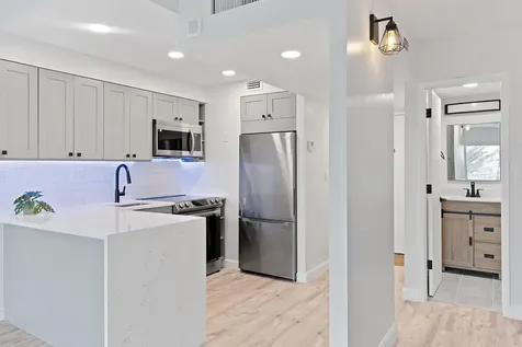 2900 NE 30th Street Fort Lauderdale FL 33306