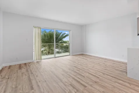 2900 NE 30th Street Fort Lauderdale FL 33306