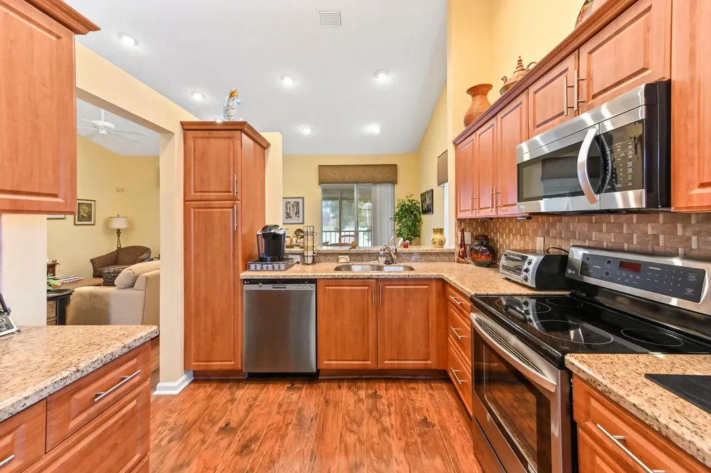 9553 Shadybrook Drive Boynton Beach FL 33437