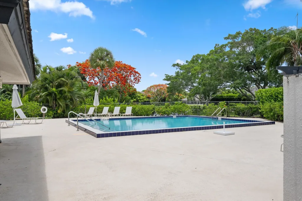 11818 Pebblewood Drive Wellington FL 33414