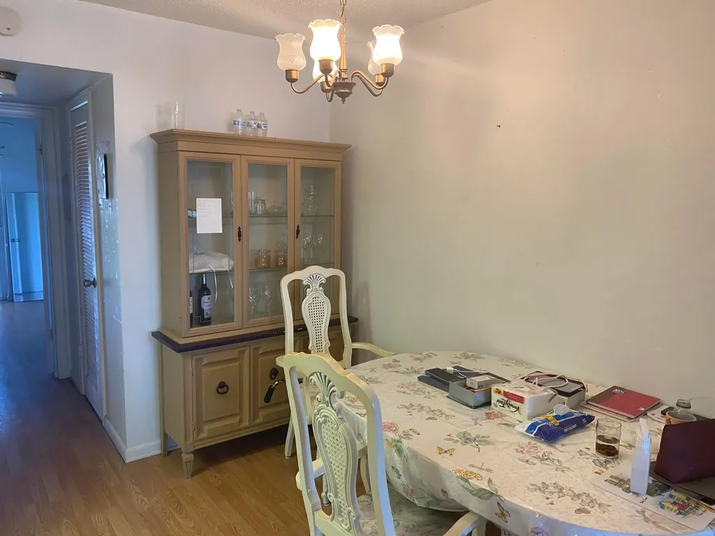71 Berkshire West Palm Beach FL 33417