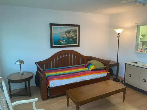 71 Berkshire West Palm Beach FL 33417