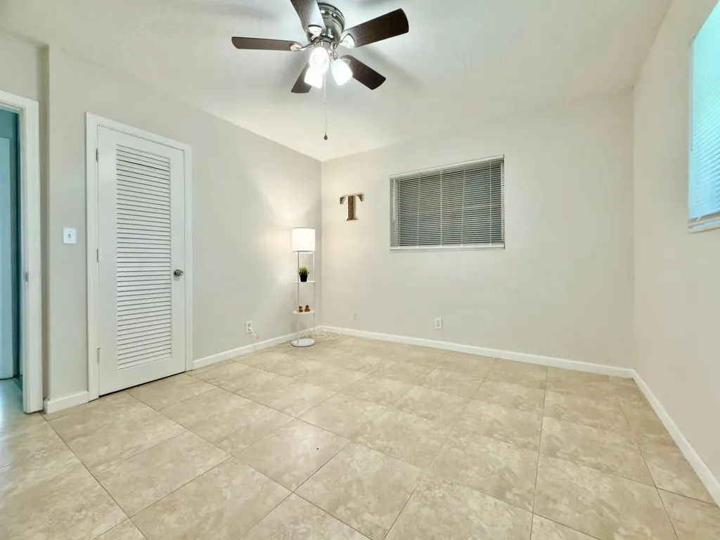4510 NW 46th Street Tamarac FL 33319
