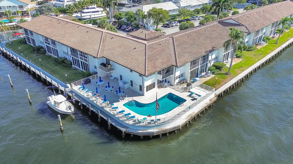 3655 NE 32nd Avenue Fort Lauderdale FL 33308