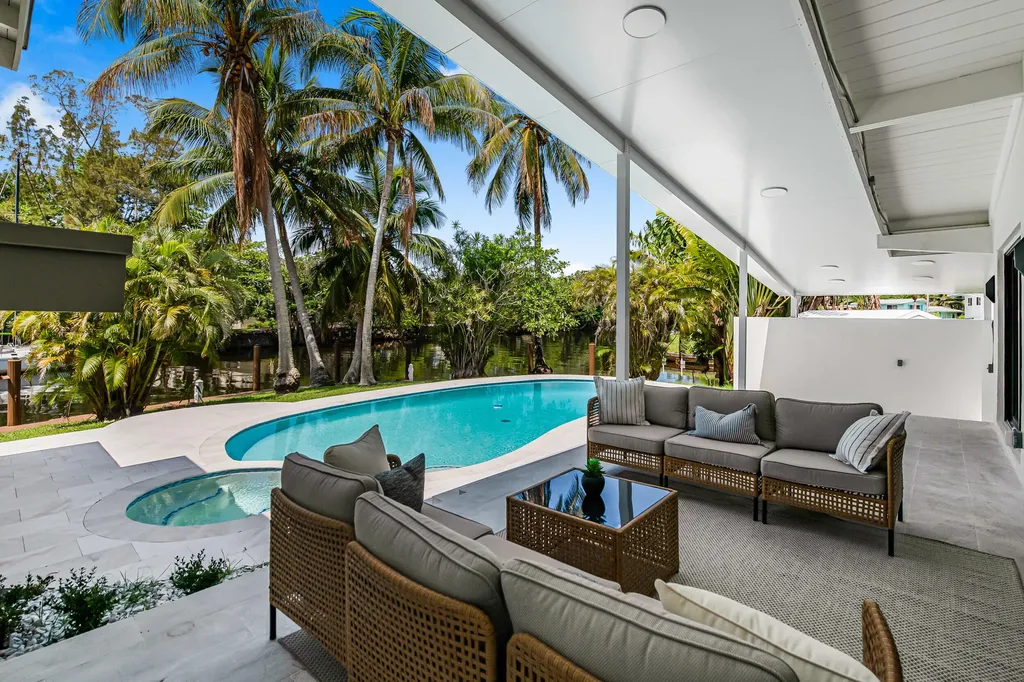 2637 Sugarloaf Lane Fort Lauderdale FL 33312