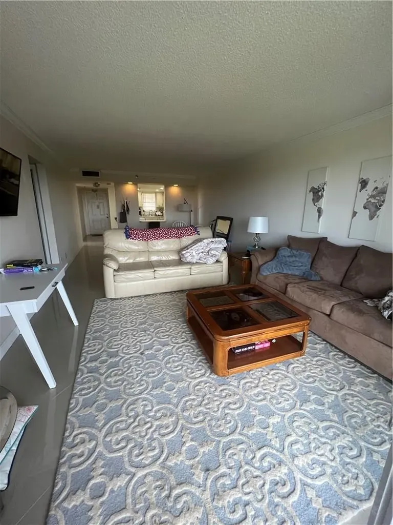3001 W Rolling Hills Circle Davie FL 33328