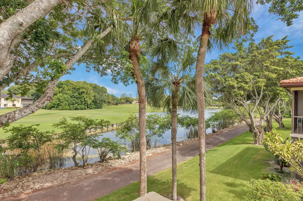 21866 Cypress Circle Boca Raton FL 33433