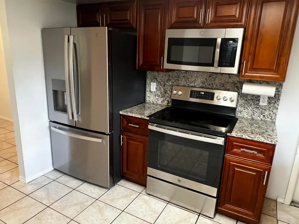 173 SE Fallon Drive Port St Lucie FL 34983