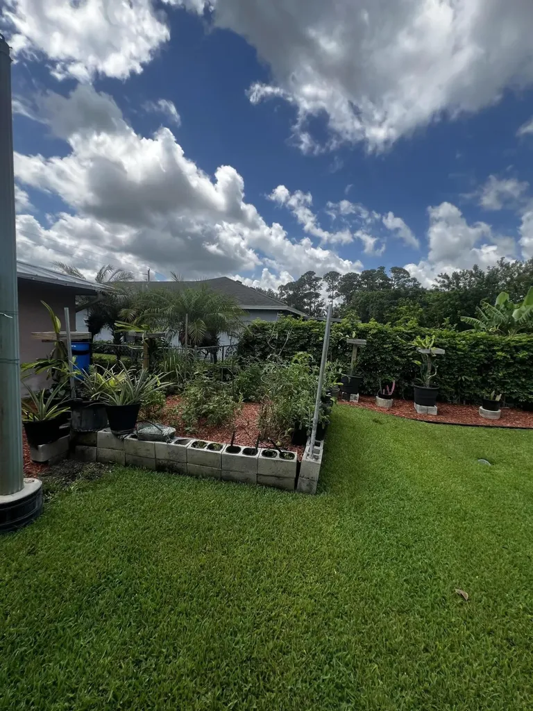 173 SE Fallon Drive Port St Lucie FL 34983
