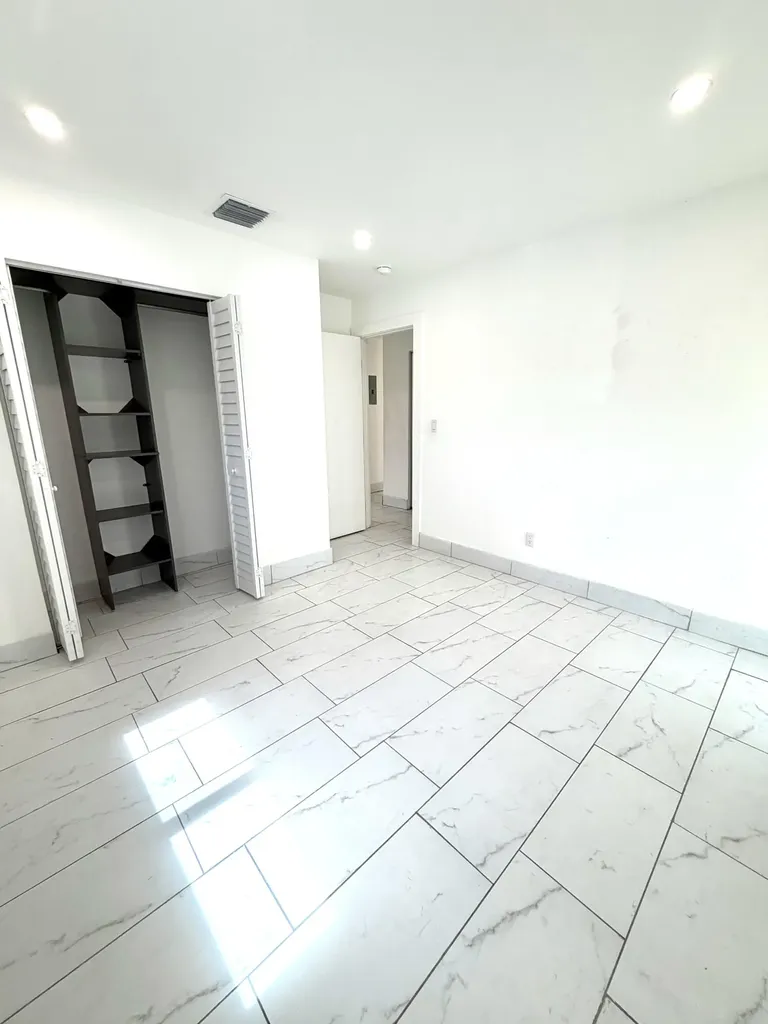 4665 SW 33rd Avenue Fort Lauderdale FL 33312