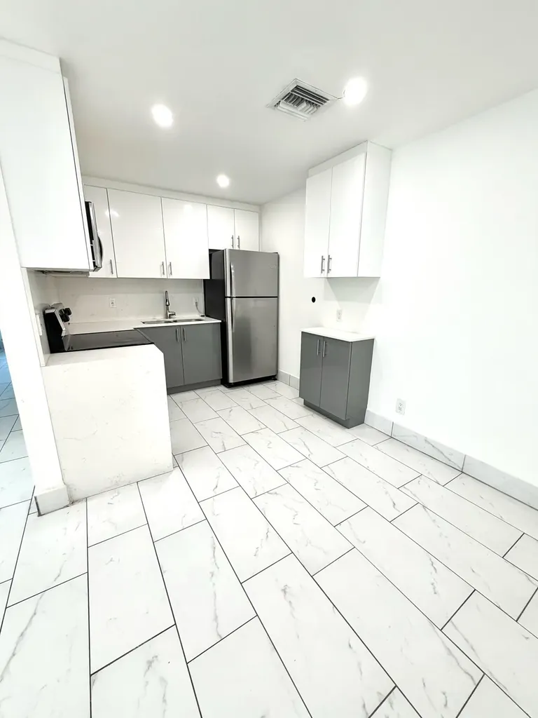 4665 SW 33rd Avenue Fort Lauderdale FL 33312
