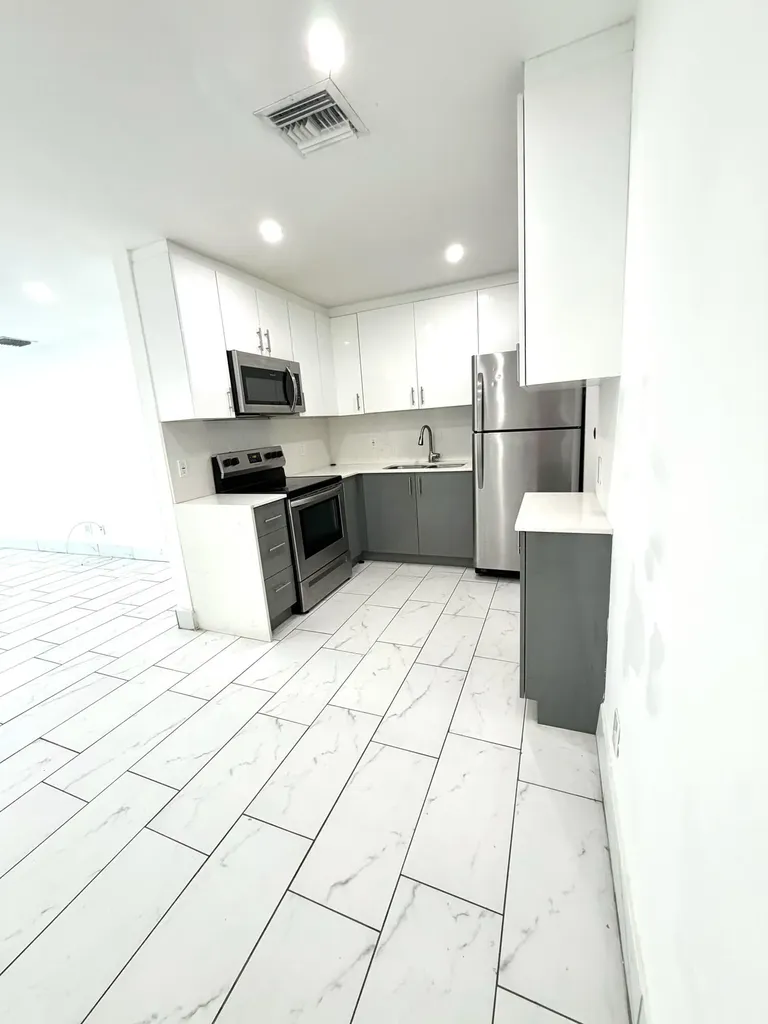 4665 SW 33rd Avenue Fort Lauderdale FL 33312