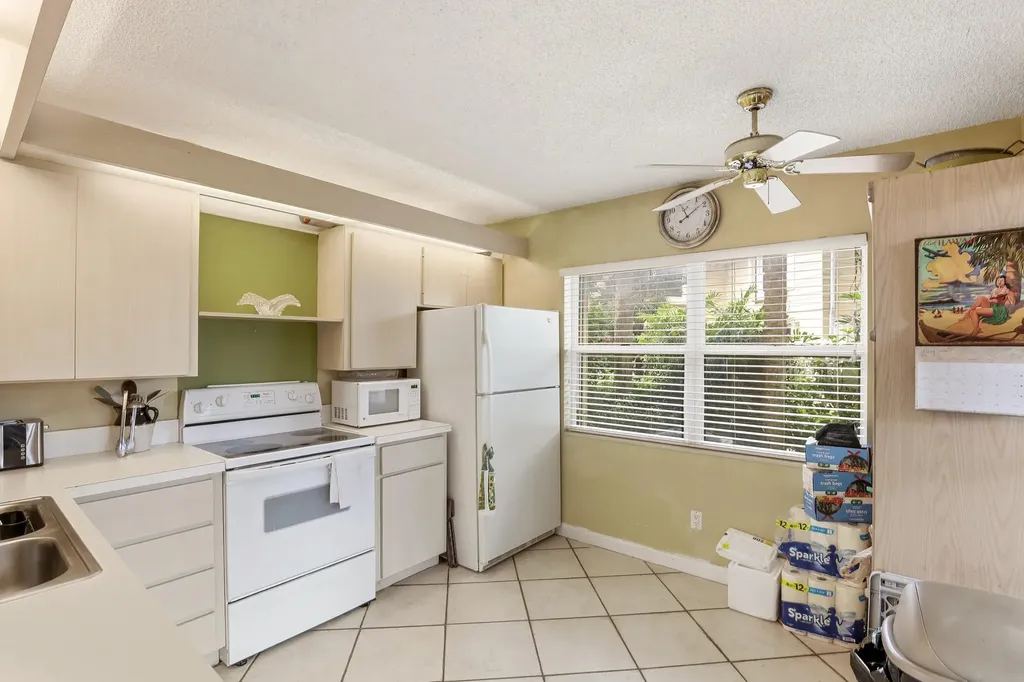 6604 Dryden Court Boynton Beach FL 33436
