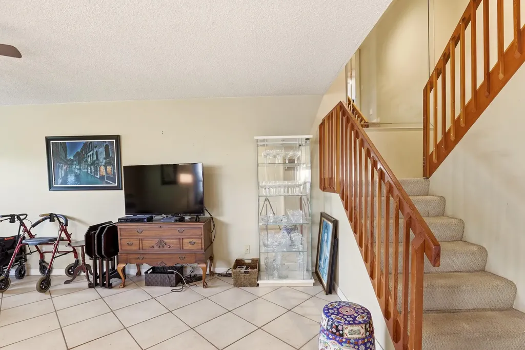 6604 Dryden Court Boynton Beach FL 33436