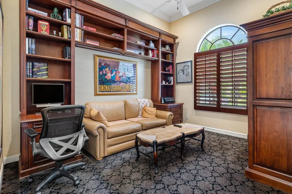 6263 NW 43rd Terrace Boca Raton FL 33496