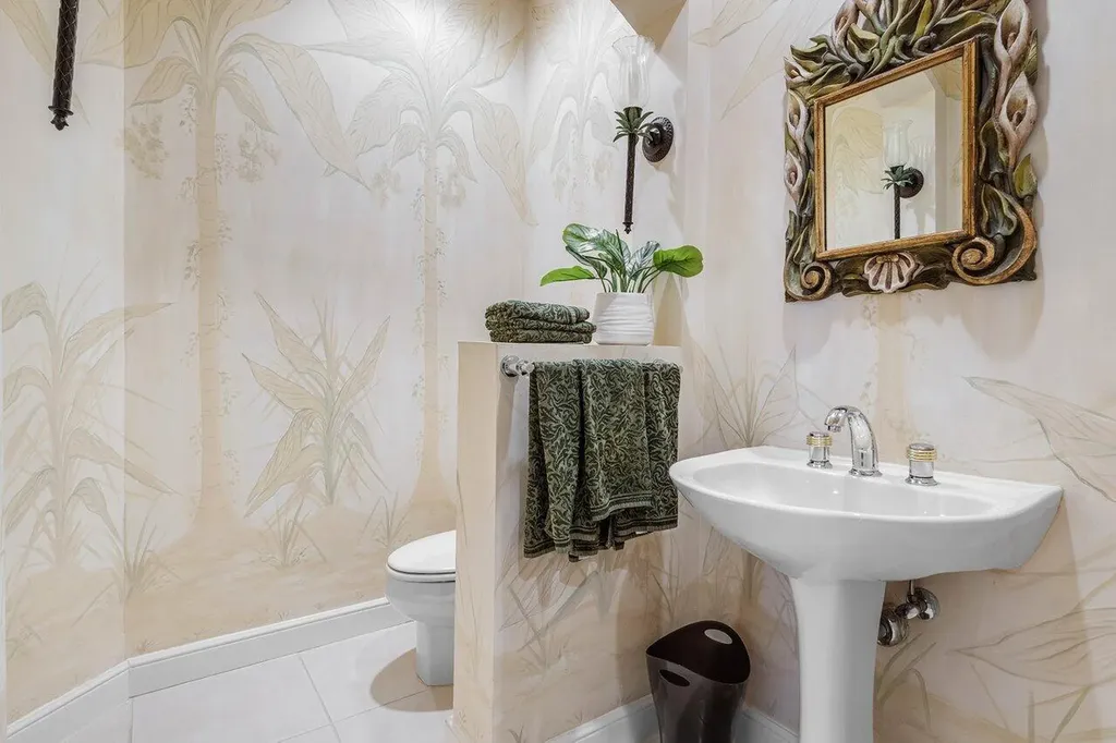 6263 NW 43rd Terrace Boca Raton FL 33496