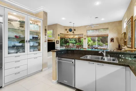6263 NW 43rd Terrace Boca Raton FL 33496