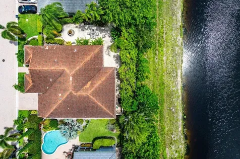 6263 NW 43rd Terrace Boca Raton FL 33496