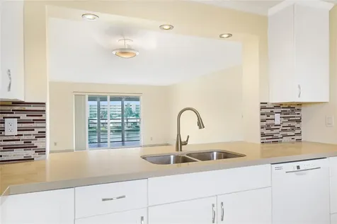 111 SE 3rd Avenue Dania Beach FL 33004