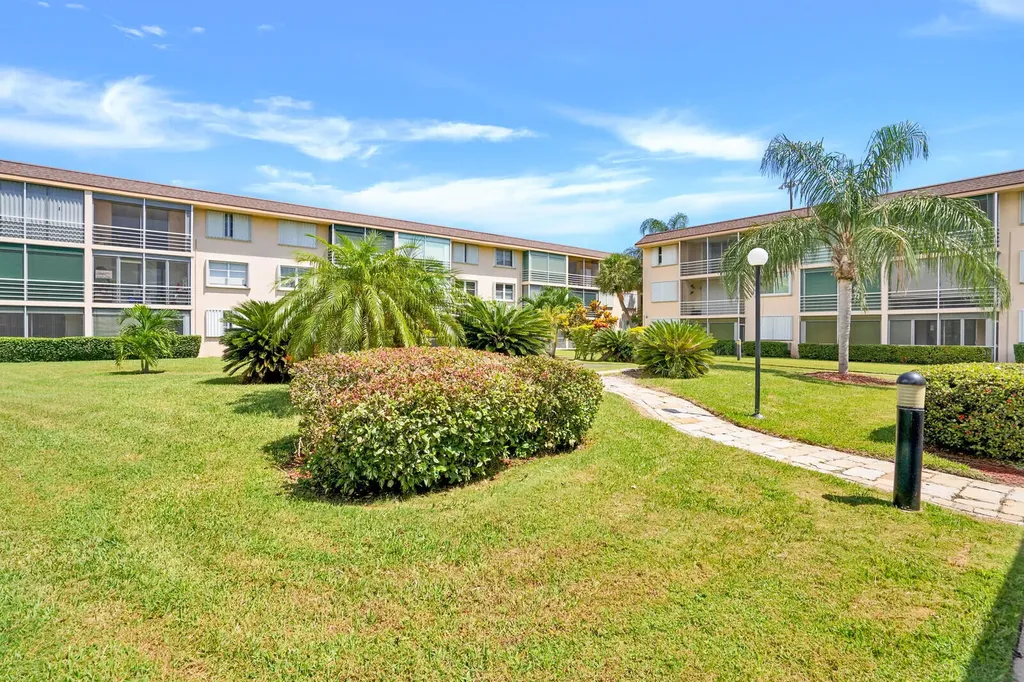 4500 N Federal Highway Lighthouse Point FL 33064