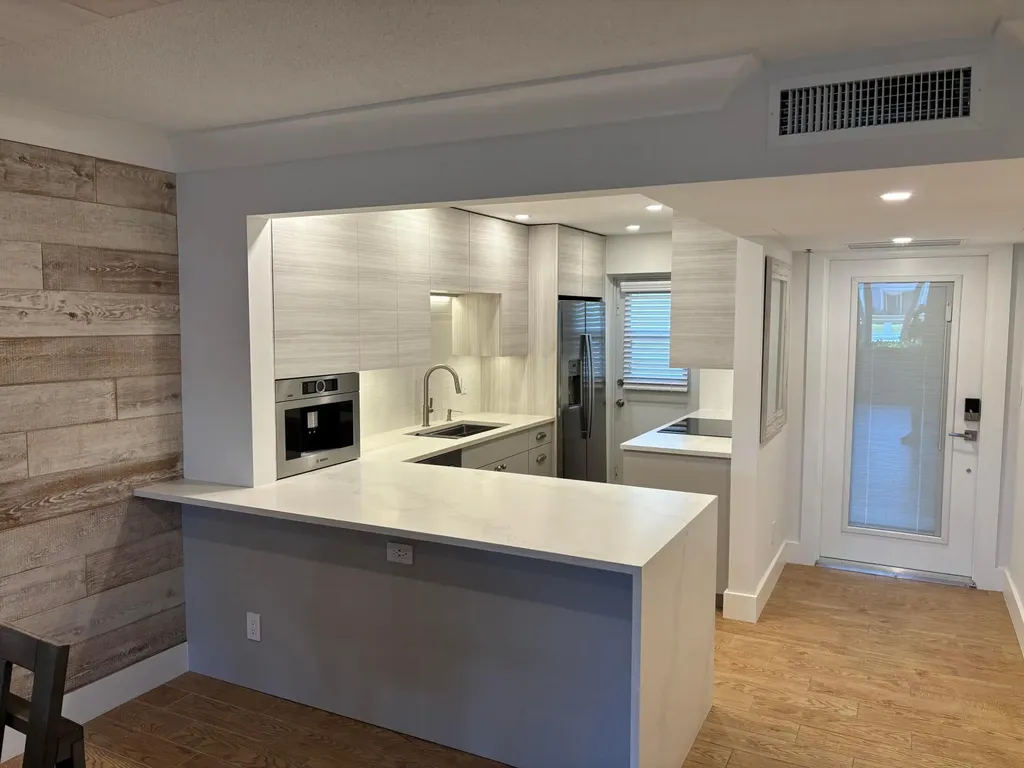 4500 N Federal Highway Lighthouse Point FL 33064