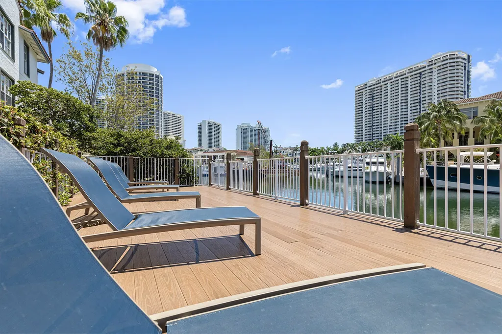 17900 NE 31st Court Aventura FL 33160