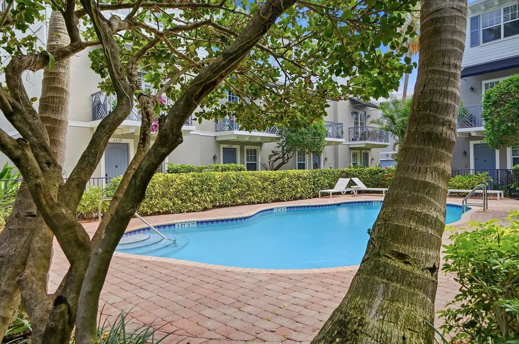 2265 NE 9th Avenue Wilton Manors FL 33305