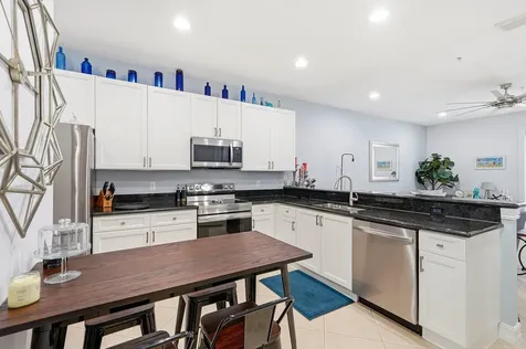2265 NE 9th Avenue Wilton Manors FL 33305