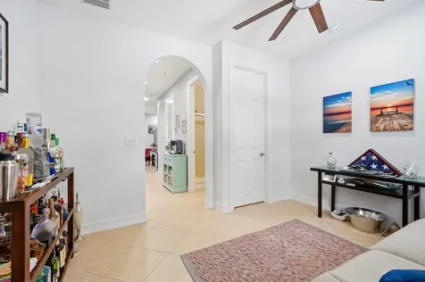 2265 NE 9th Avenue Wilton Manors FL 33305