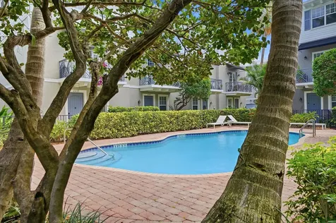 2265 NE 9th Avenue Wilton Manors FL 33305