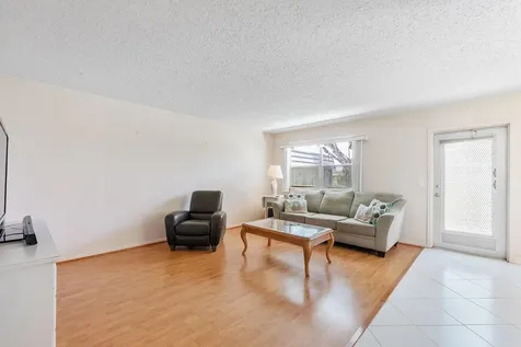 9 Valencia Trail Delray Beach FL 33446