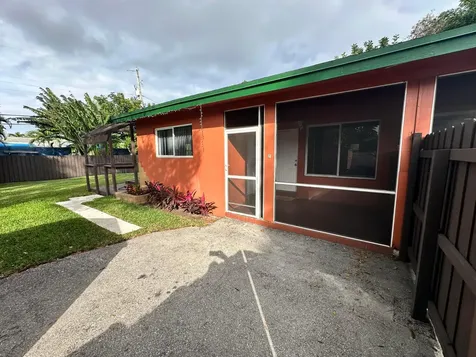 61 NW 35th Street Oakland Park FL 33309
