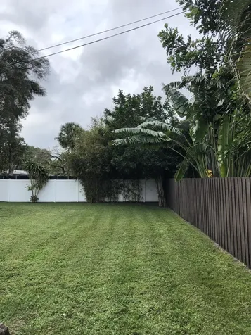 61 NW 35th Street Oakland Park FL 33309