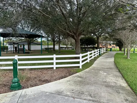 61 NW 35th Street Oakland Park FL 33309