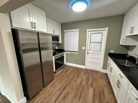 61 NW 35th Street Oakland Park FL 33309