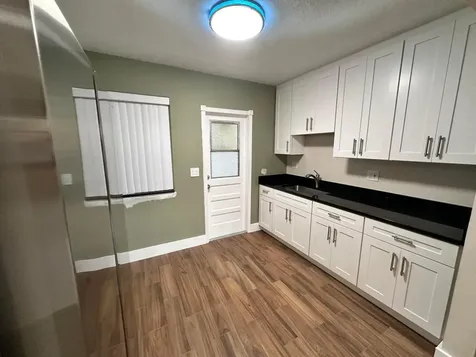 61 NW 35th Street Oakland Park FL 33309