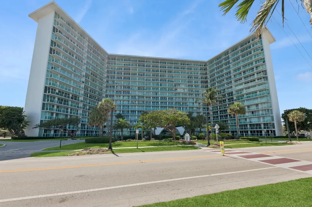 333 NE 21st Avenue Deerfield Beach FL 33441
