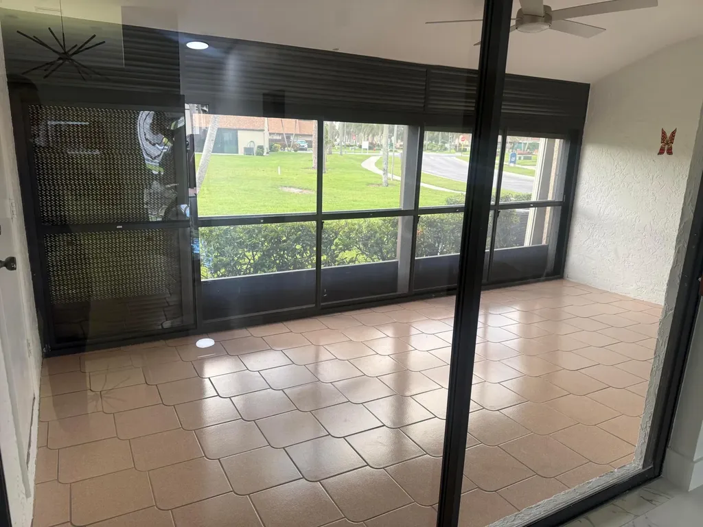 817 Sky Pine Way Greenacres FL 33415
