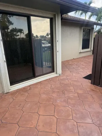 817 Sky Pine Way Greenacres FL 33415