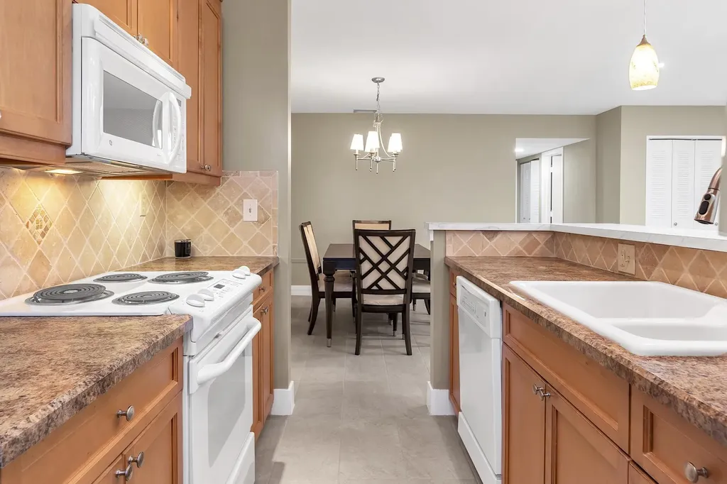 13950 Nesting Way Delray Beach FL 33484