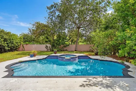 10749 Nashville Drive Cooper City FL 33026