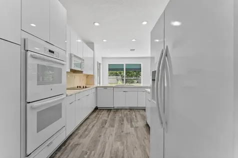 10749 Nashville Drive Cooper City FL 33026