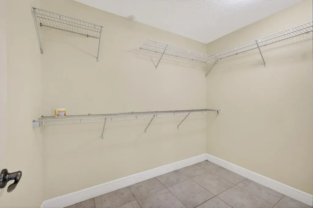 10420 SE Jupiter Narrows Drive Hobe Sound FL 33455